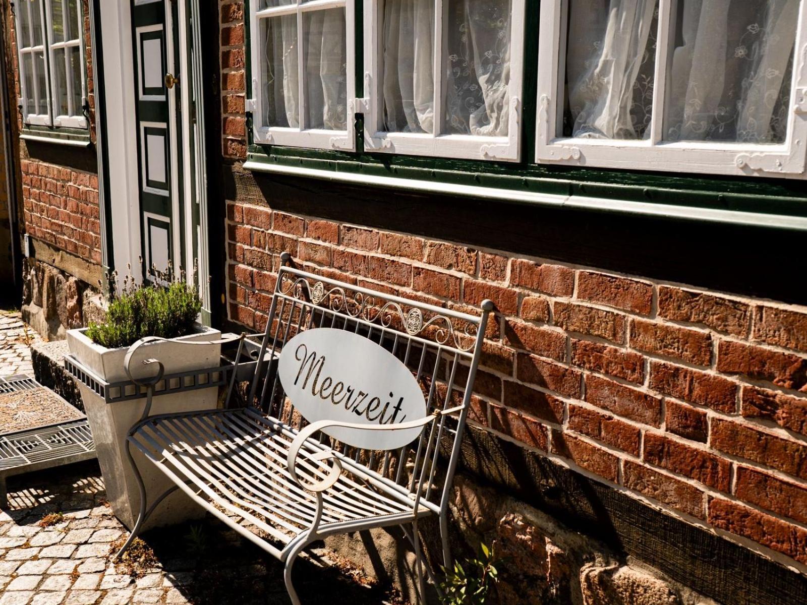 Holiday home Torhaus Lubeck